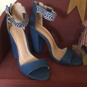 LuLus Blue Sandals💎